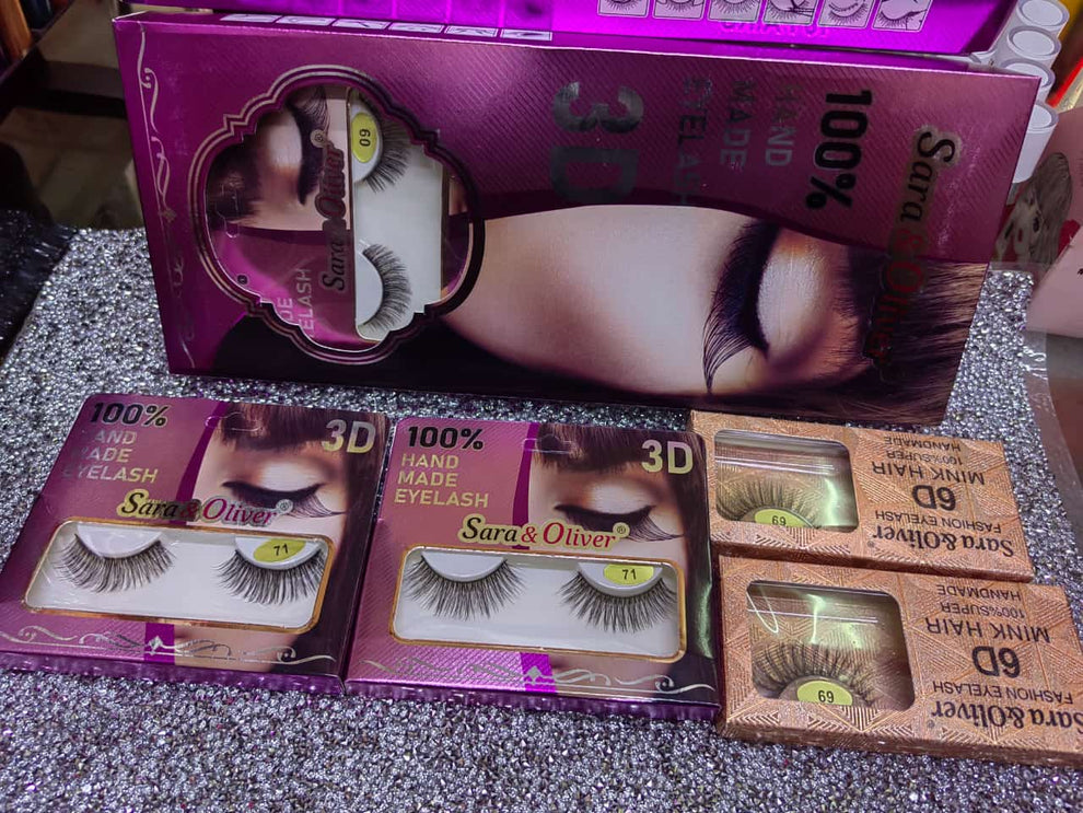 Eye lashes